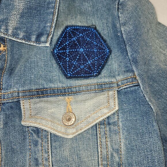 Cat & Jack Boy's "Be A Hero"  Blue Denim Patch Jacket Size Medium 8/10 - Picture 11 of 11